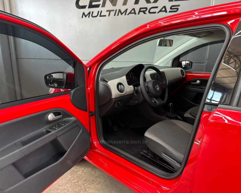 UP 1.0 TSI MOVE UP 12V FLEX 4P MANUAL - 2017 - VACARIA