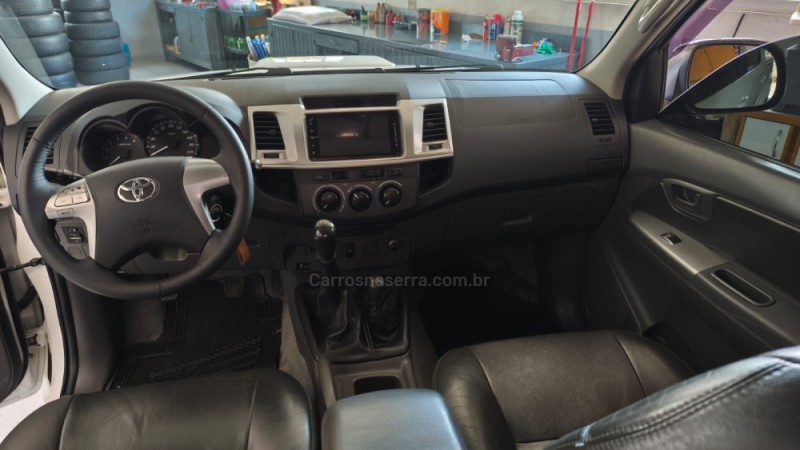 HILUX 3.0 SR 4X4 CD 16V TURBO INTERCOOLER DIESEL 4P MANUAL - 2013 - CAXIAS DO SUL