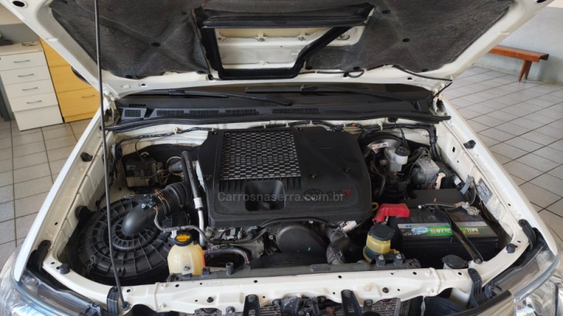 HILUX 3.0 SR 4X4 CD 16V TURBO INTERCOOLER DIESEL 4P MANUAL - 2013 - CAXIAS DO SUL