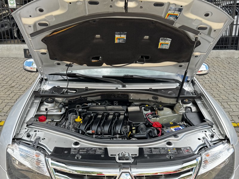 DUSTER 2.0 TECH ROAD II 4X2 16V FLEX 4P MANUAL - 2014 - CAXIAS DO SUL