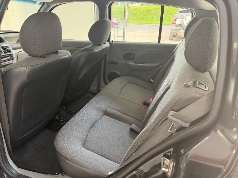 CLIO 1.0 CAMPUS 16V FLEX 4P MANUAL - 2010 - CAXIAS DO SUL