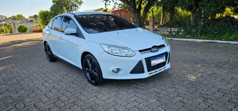focus 2.0 se sedan 16v flex 4p automatico 2015 ivoti