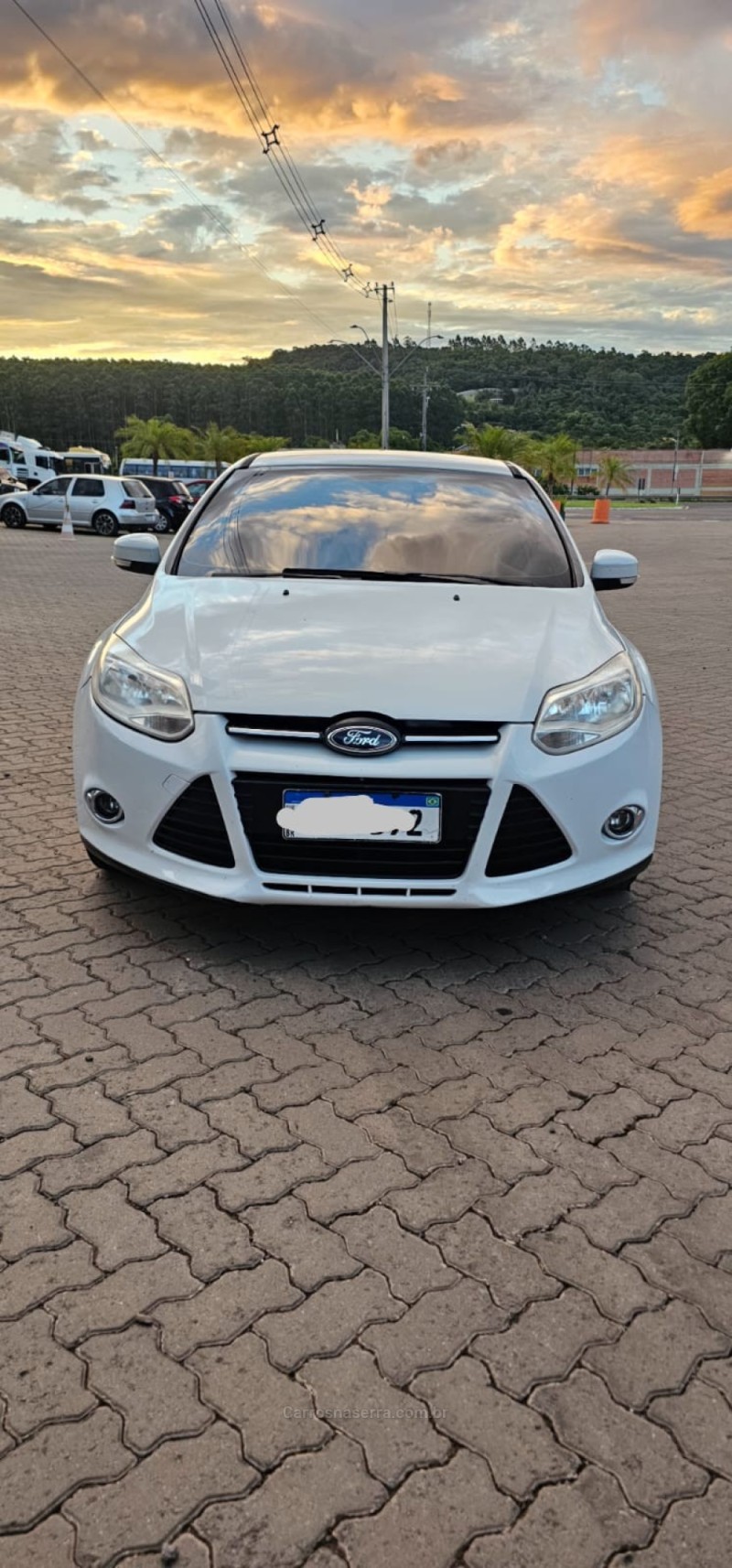 FOCUS 2.0 SE SEDAN 16V FLEX 4P AUTOMÁTICO - 2015 - IVOTI