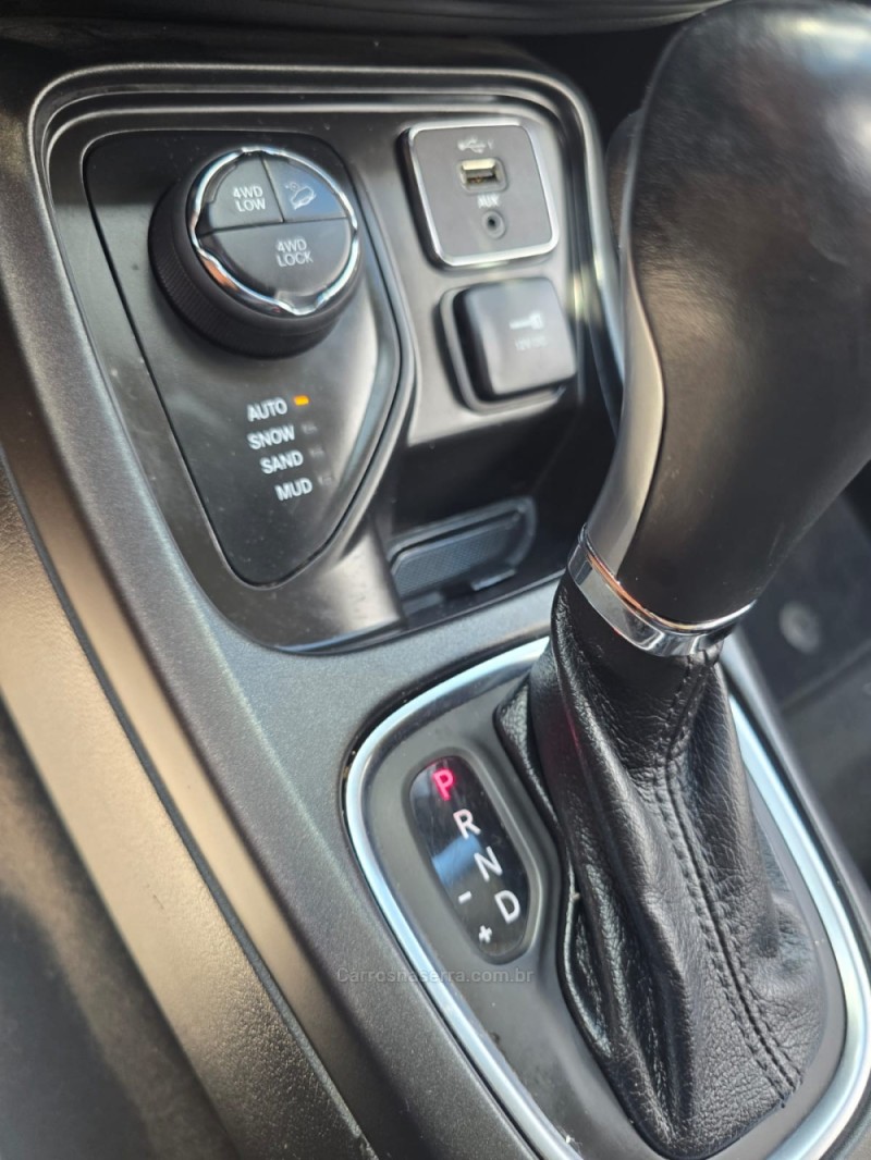 COMPASS 2.0 16V DIESEL LONGITUDE 4X4 AUTOMÁTICO - 2021 - LAJEADO