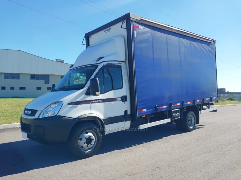 daily truck 70c17 2013 farroupilha