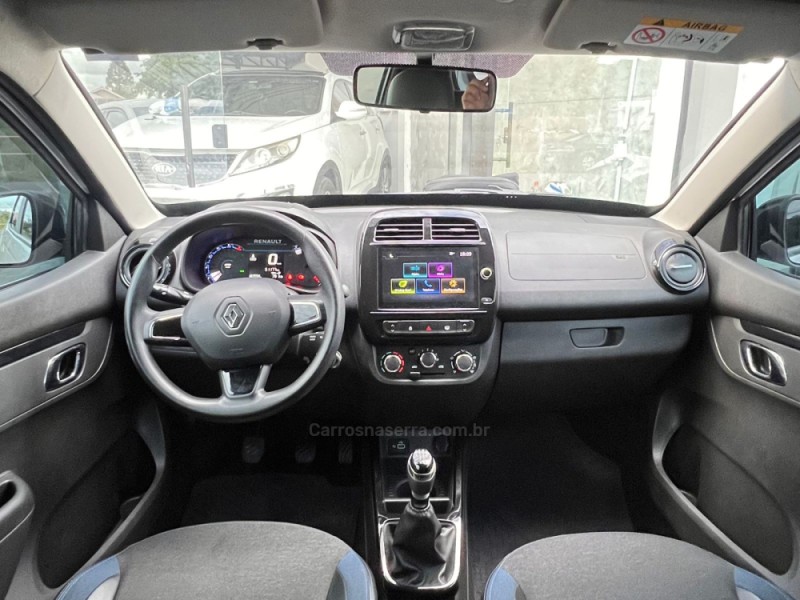 KWID 1.0 12V SCE FLEX INTENSE MANUAL - 2023 - ESTâNCIA VELHA