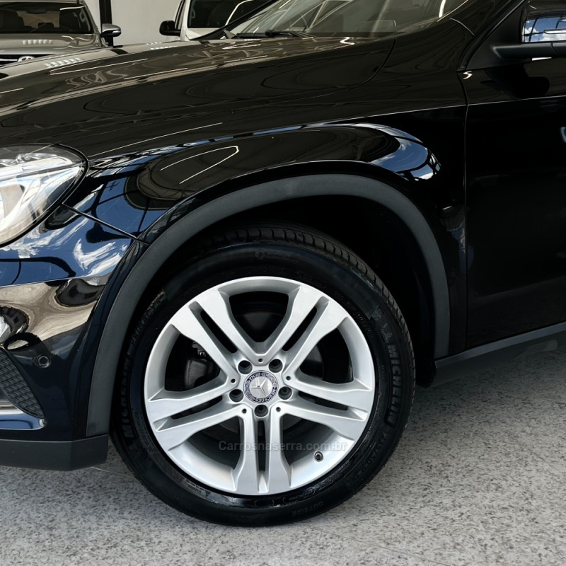 GLA 200 1.6 CGI ADVANCE 16V TURBO FLEX 4P AUTOMÁTICO - 2017 - VACARIA