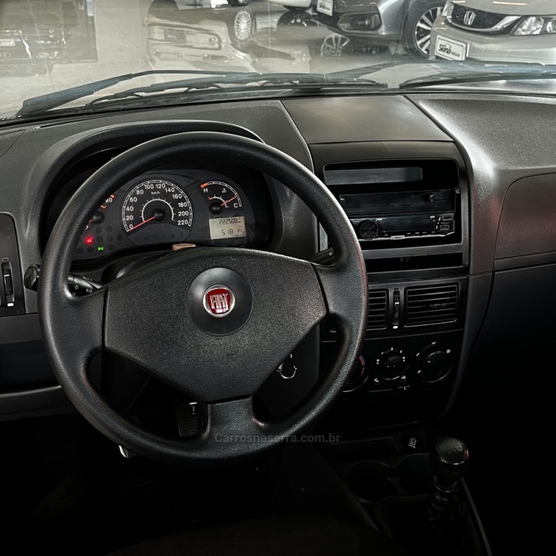 SIENA 1.0 MPI EL 8V FLEX 4P MANUAL - 2011 - VACARIA