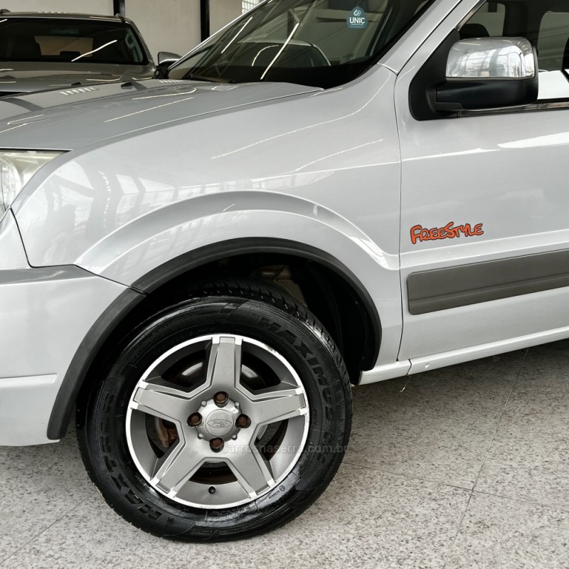 ECOSPORT 1.6 FREESTYLE 8V FLEX 4P MANUAL - 2008 - VACARIA