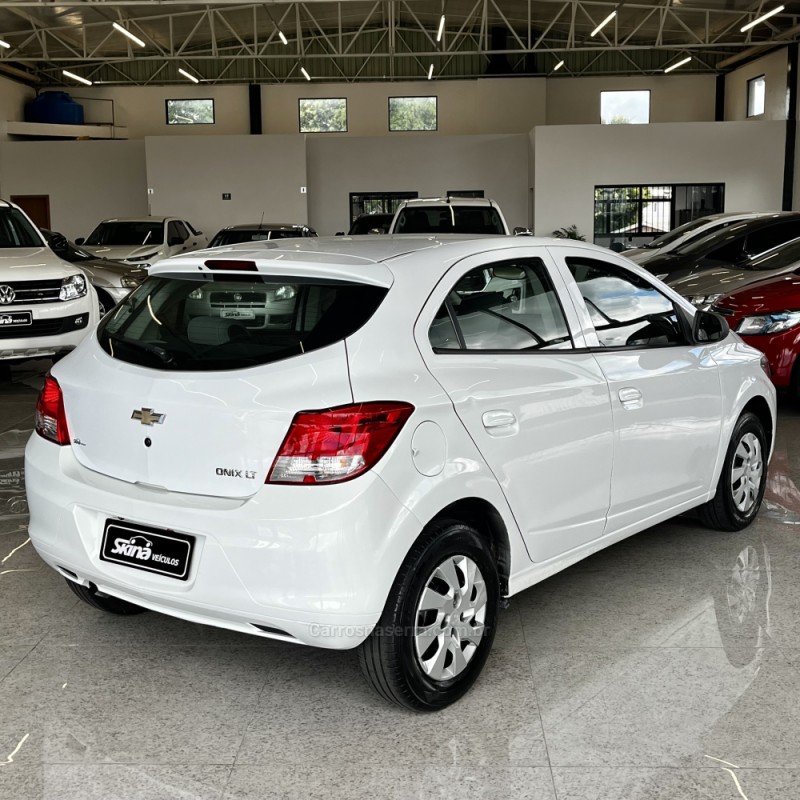 ONIX 1.0 MPFI LT 8V FLEX 4P MANUAL - 2016 - VACARIA