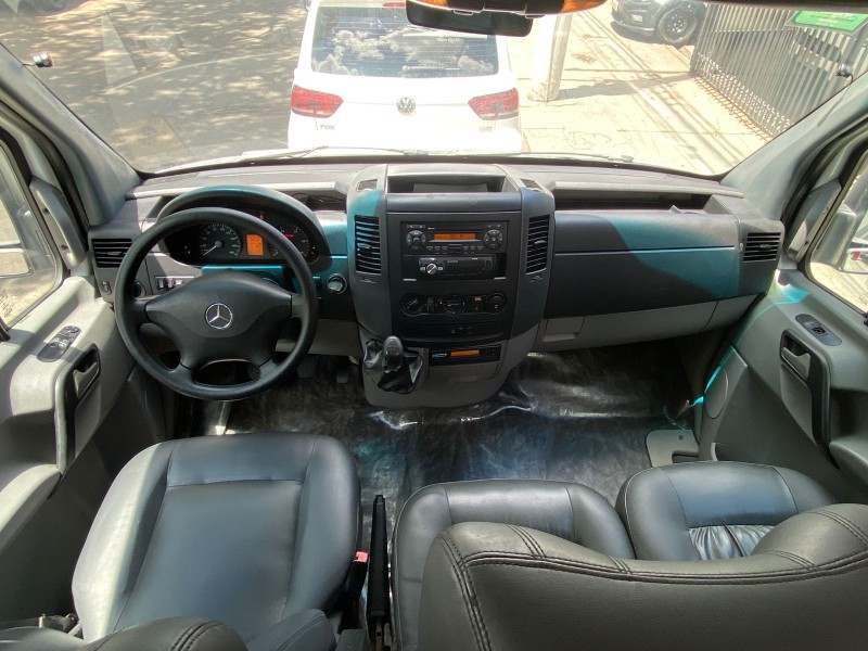 SPRINTER 2.2 515 CDI VAN 18 LUGARES TETO ALTO 16V BI-TURBO DIESEL MANUAL - 2014 - ESTâNCIA VELHA