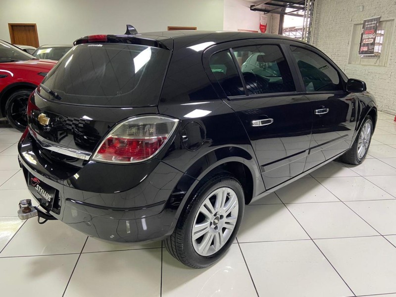VECTRA 2.0 SFI GT HATCH 8V FLEX 4P MANUAL - 2009 - ESTâNCIA VELHA