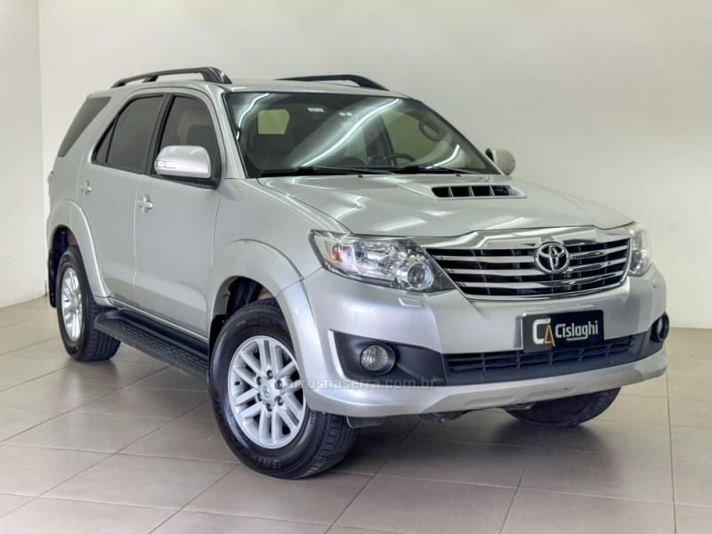 HILUX SW4 3.0 SRV 4X4 16V TURBO INTERCOOLER DIESEL 4P AUTOMÁTICO - 2014 - CARLOS BARBOSA