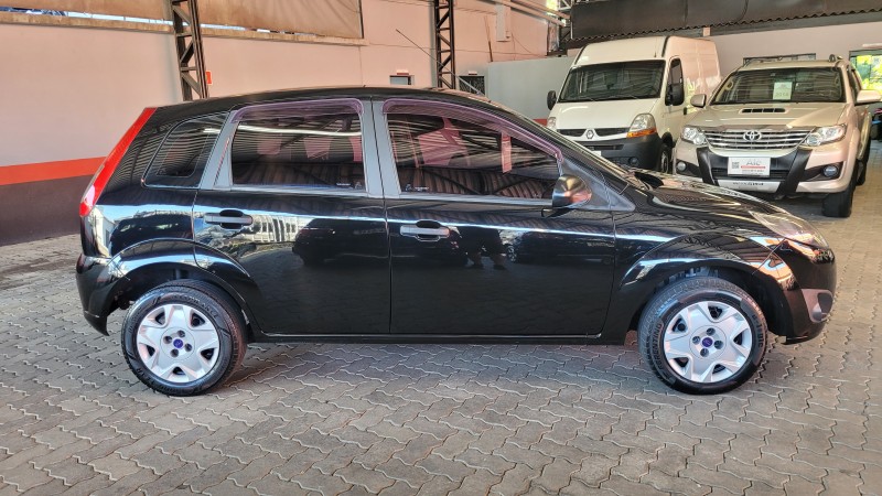 FIESTA 1.6 MPI HATCH 8V FLEX 4P MANUAL - 2012 - GARIBALDI