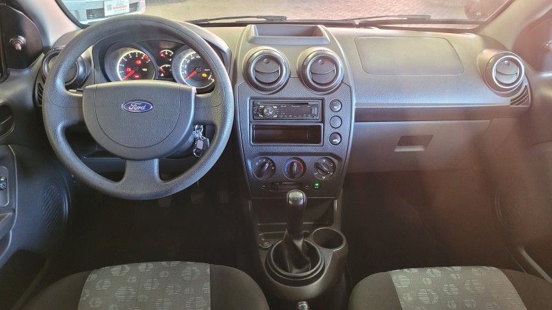 FIESTA 1.6 MPI HATCH 8V FLEX 4P MANUAL - 2012 - GARIBALDI