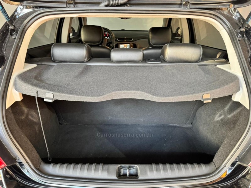 ONIX 1.4 MPFI LTZ 8V FLEX 4P AUTOMÁTICO - 2019 - NOVA PRATA