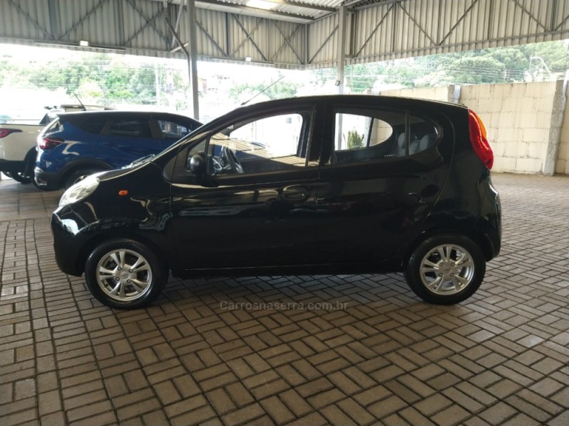 QQ 1.0 MPFI LOOK 12V GASOLINA 4P MANUAL - 2020 - CAXIAS DO SUL