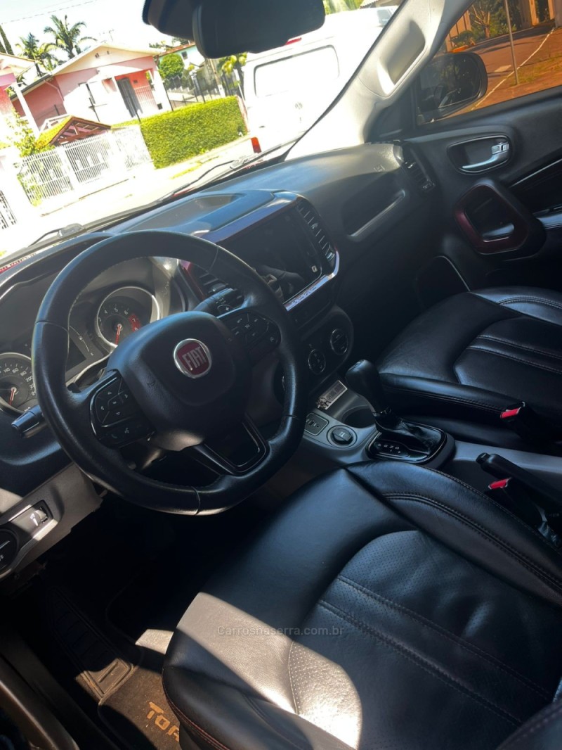 TORO 1.8 16V EVO FLEX FREEDOM AUTOMÁTICO - 2017 - CARLOS BARBOSA