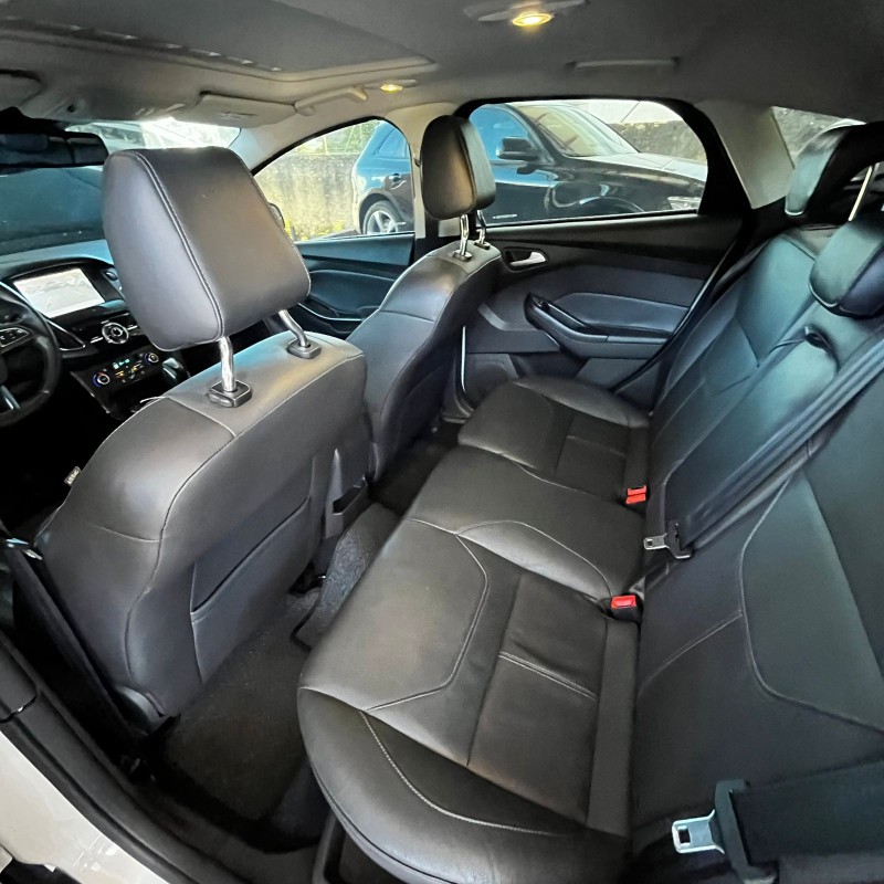 FOCUS 2.0 TITANIUM HATCH 16V FLEX 4P AUTOMÁTICO - 2017 - CAXIAS DO SUL