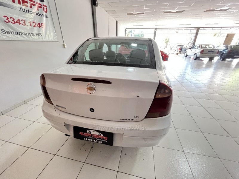 CORSA 1.4 MPFI PREMIUM SEDAN 8V FLEX 4P MANUAL - 2012 - SANANDUVA
