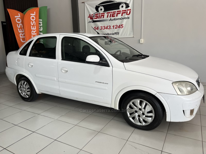 CORSA 1.4 MPFI PREMIUM SEDAN 8V FLEX 4P MANUAL