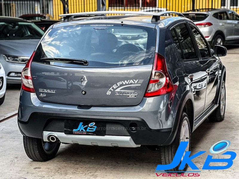 SANDERO 1.6 STEPWAY 16V FLEX 4P MANUAL - 2011 - NOVO HAMBURGO