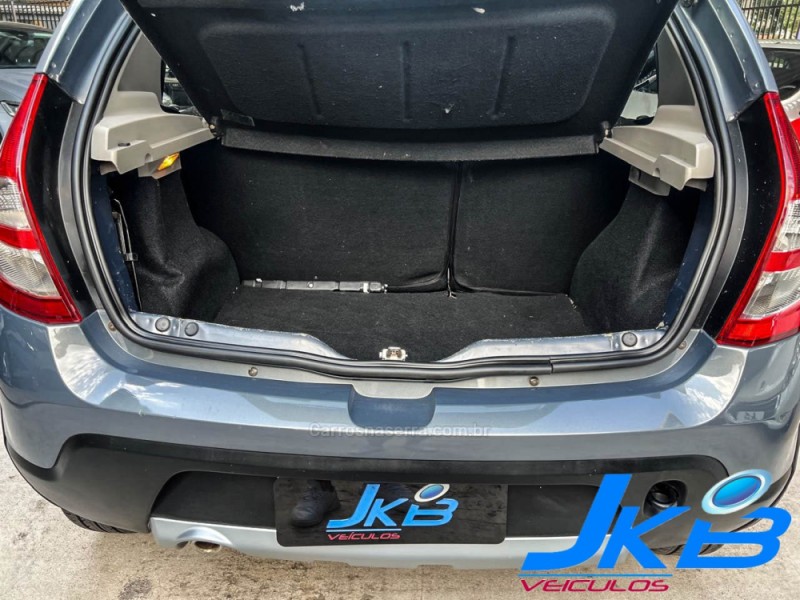 SANDERO 1.6 STEPWAY 16V FLEX 4P MANUAL - 2011 - NOVO HAMBURGO