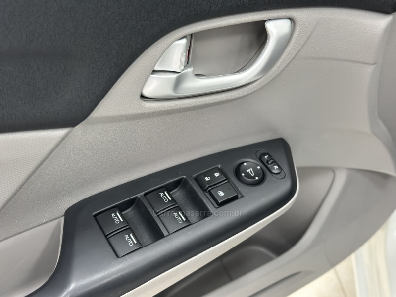 CIVIC 2.0 LXR 16V FLEX 4P AUTOMÁTICO - 2016 - SANTA CRUZ DO SUL