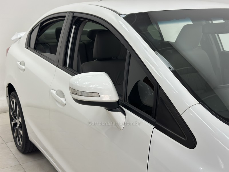 CIVIC 2.0 LXR 16V FLEX 4P AUTOMÁTICO - 2016 - SANTA CRUZ DO SUL