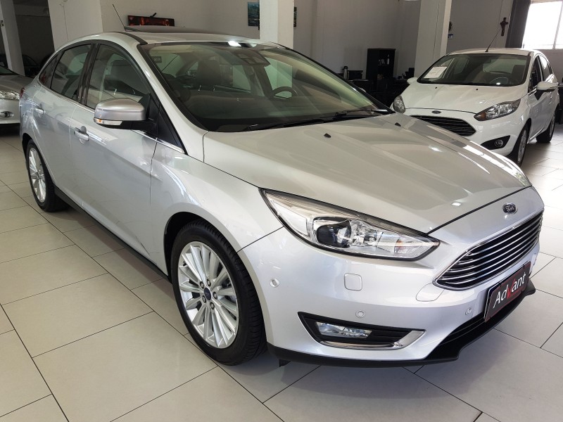 FOCUS 2.0 TITANIUM PLUS FASTBACK 16V FLEX 4P AUTOMÁTICO - 2016 - CAXIAS DO SUL