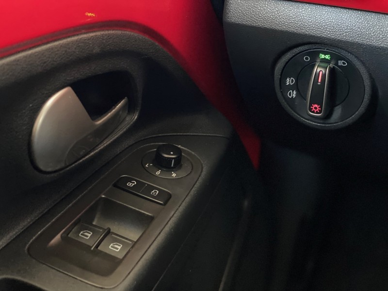 UP 1.0 MPI HIGH UP 12V FLEX 4P MANUAL - 2015 - CAXIAS DO SUL