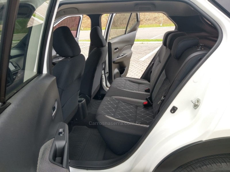 KICKS 1.6 16V SENSE FLEXSTART 4P MANUAL - 2021 - CAXIAS DO SUL