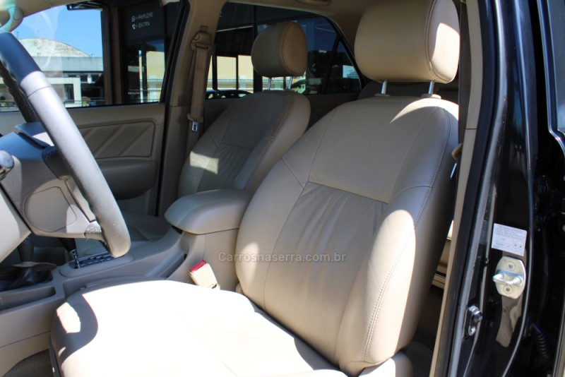 HILUX SW4 3.0 SRV 4X4 7 LUGARES 16V TURBO INTERCOOLER DIESEL 4P AUTOMÁTICO - 2010 - CAXIAS DO SUL