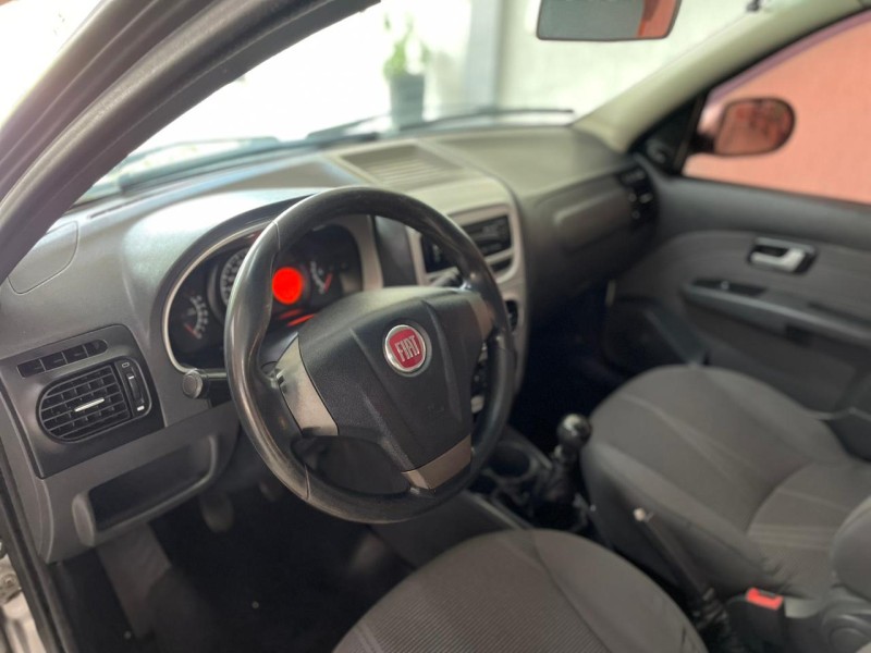 PALIO 1.4 MPI ATTRACTIVE WEEKEND 8V FLEX 4P MANUAL - 2013 - BOM PRINCíPIO