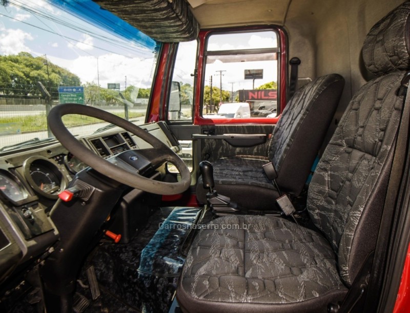 CARGO 712 E TURBO - 2011 - NOVO HAMBURGO