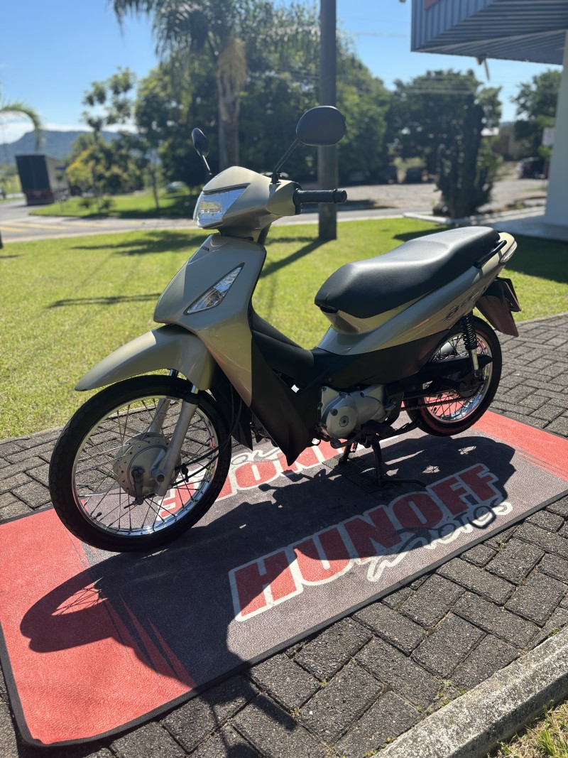 BIZ 125 ES - 2010 - FELIZ