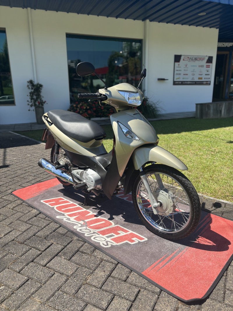 BIZ 125 ES - 2010 - FELIZ