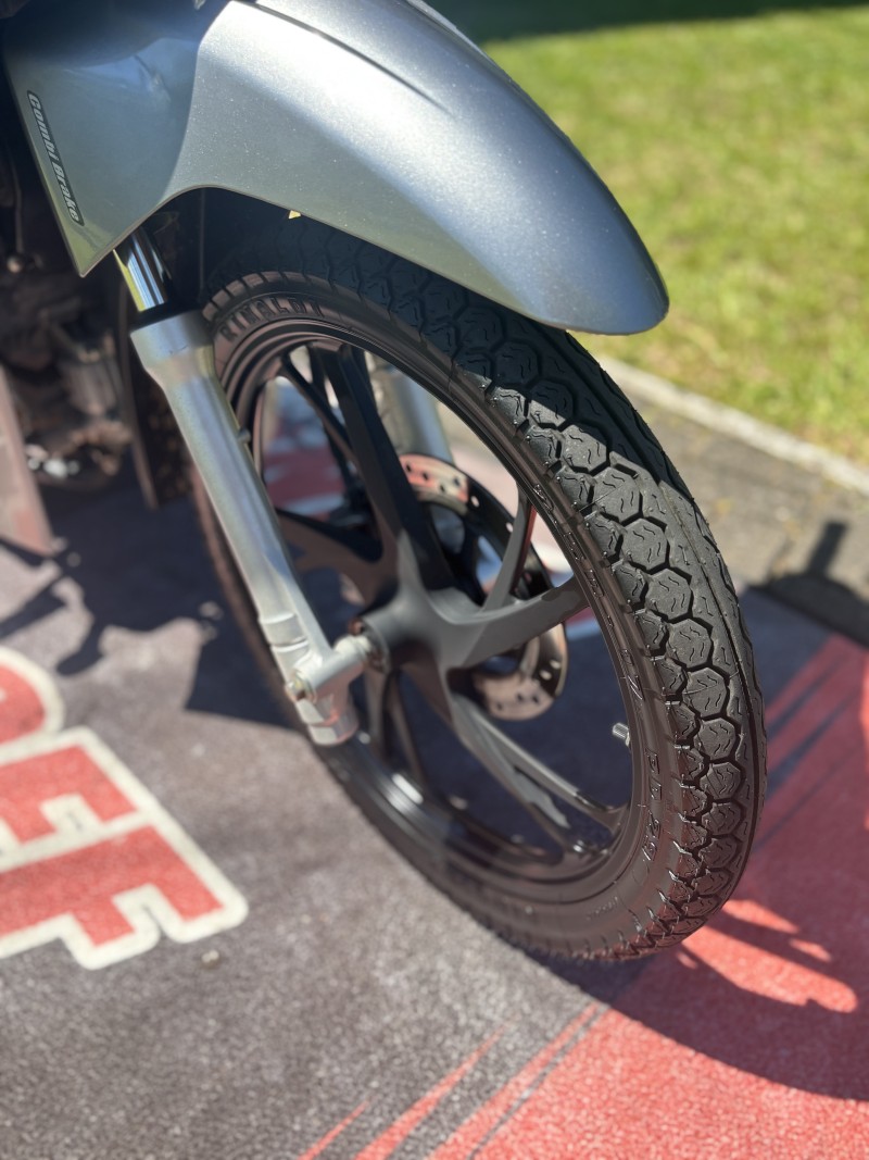 BIZ 125 EX - 2021 - FELIZ