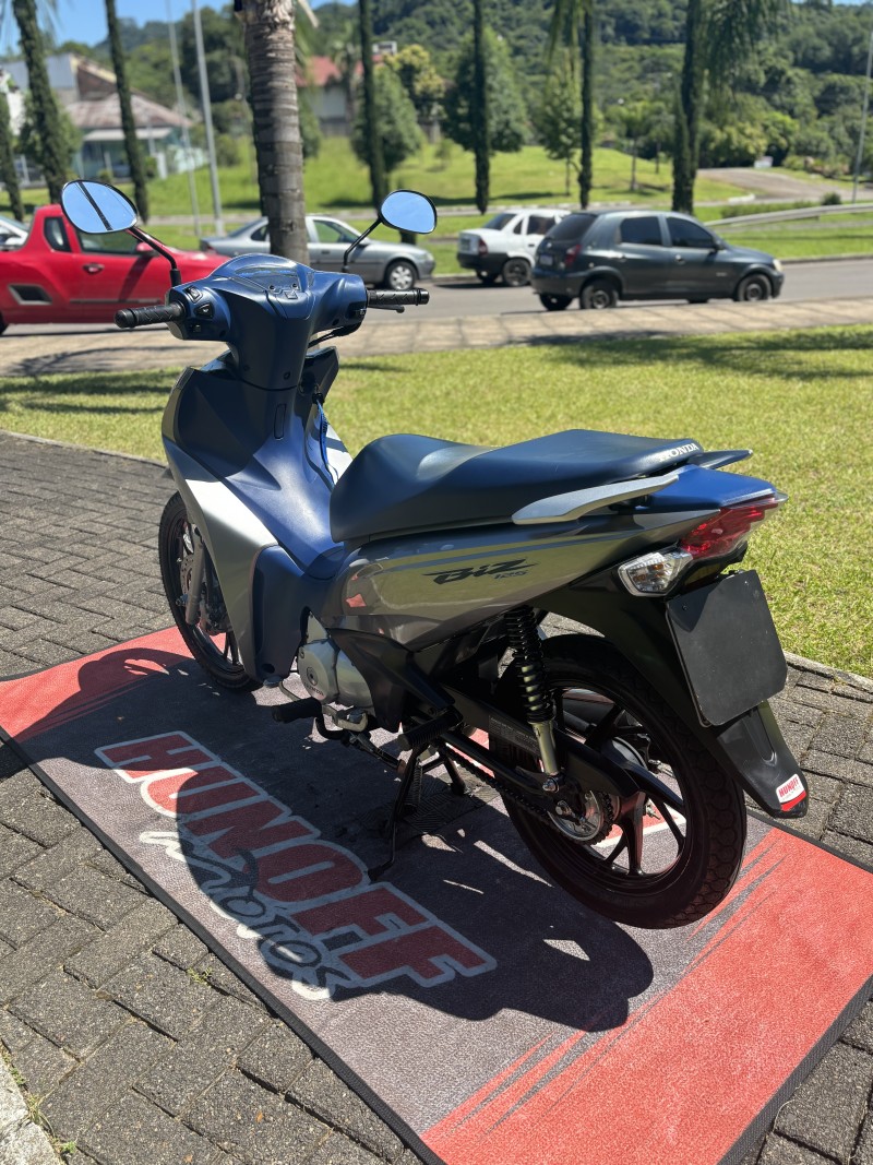 BIZ 125 EX - 2021 - FELIZ