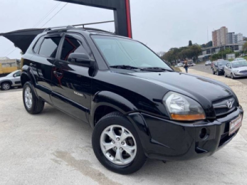 tucson 2.0 mpfi gls 16v 143cv 2wd flex 4p automatico 2016 caxias do sul