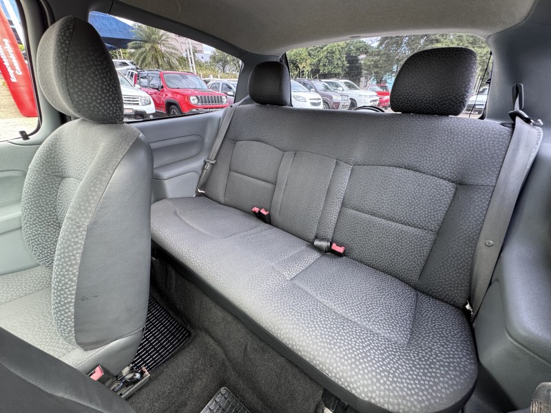 CLIO 1.0 CAMPUS 16V FLEX 2P MANUAL - 2011 - DOIS IRMãOS