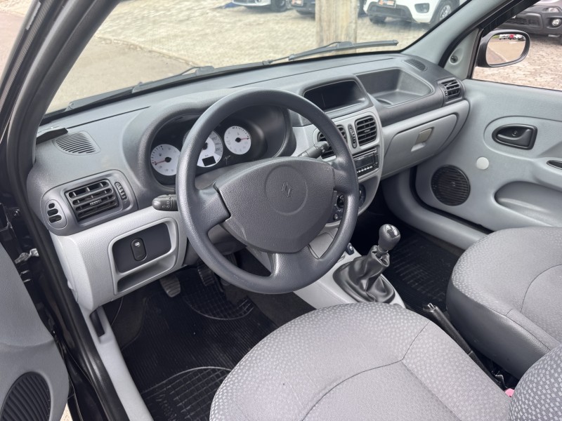 CLIO 1.0 CAMPUS 16V FLEX 2P MANUAL - 2011 - DOIS IRMãOS