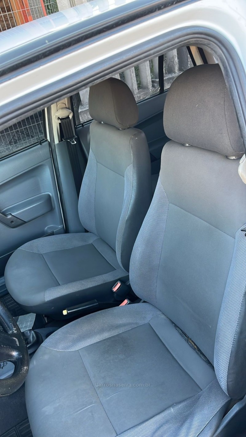 GOL 1.0 MI 8V FLEX 4P MANUAL G.IV - 2009 - VERANóPOLIS