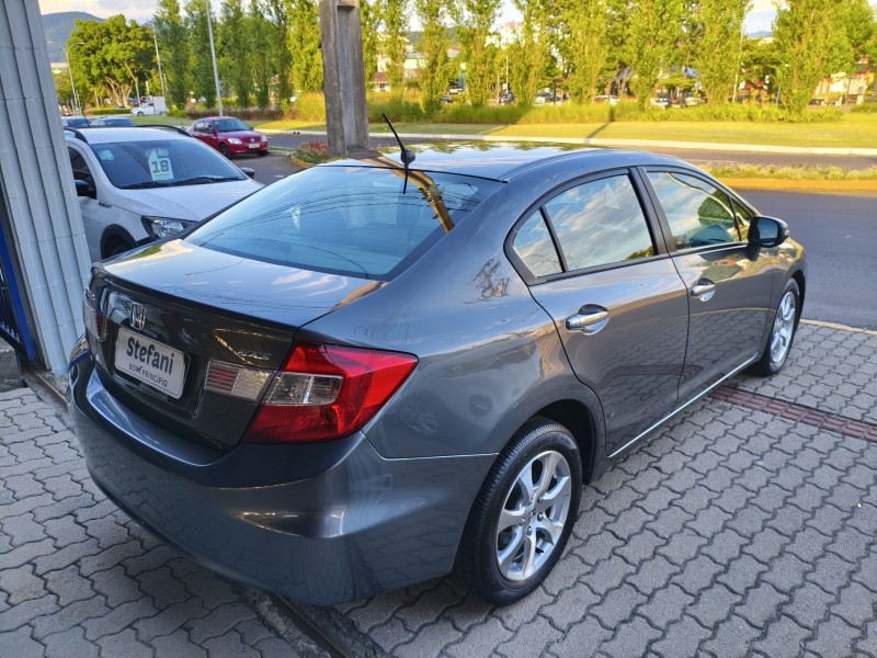 CIVIC 1.8 EXS 16V FLEX 4P AUTOMÁTICO - 2013 - BOM PRINCíPIO