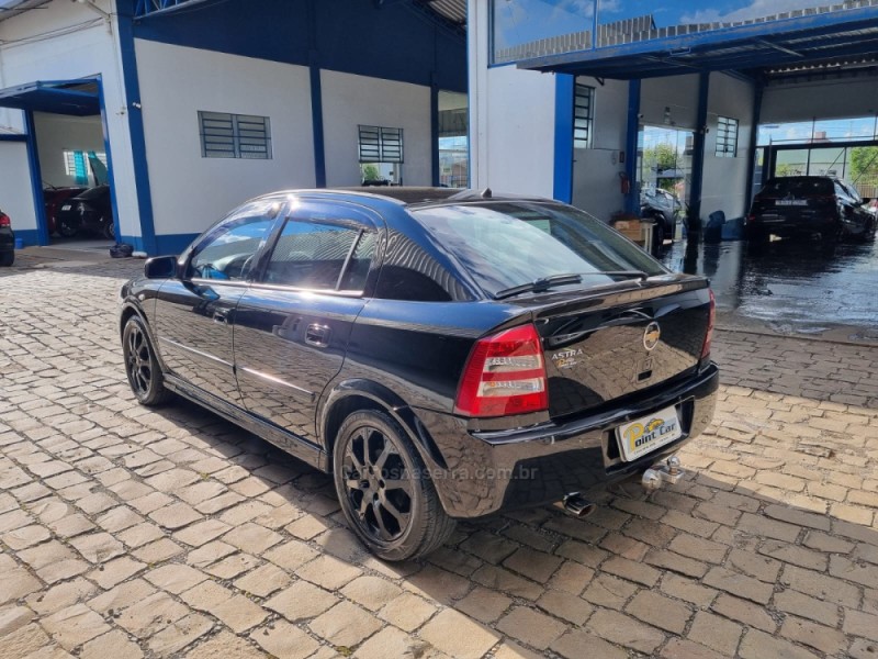 ASTRA 2.0 MPFI ADVANTAGE 8V FLEX 4P MANUAL - 2010 - VACARIA