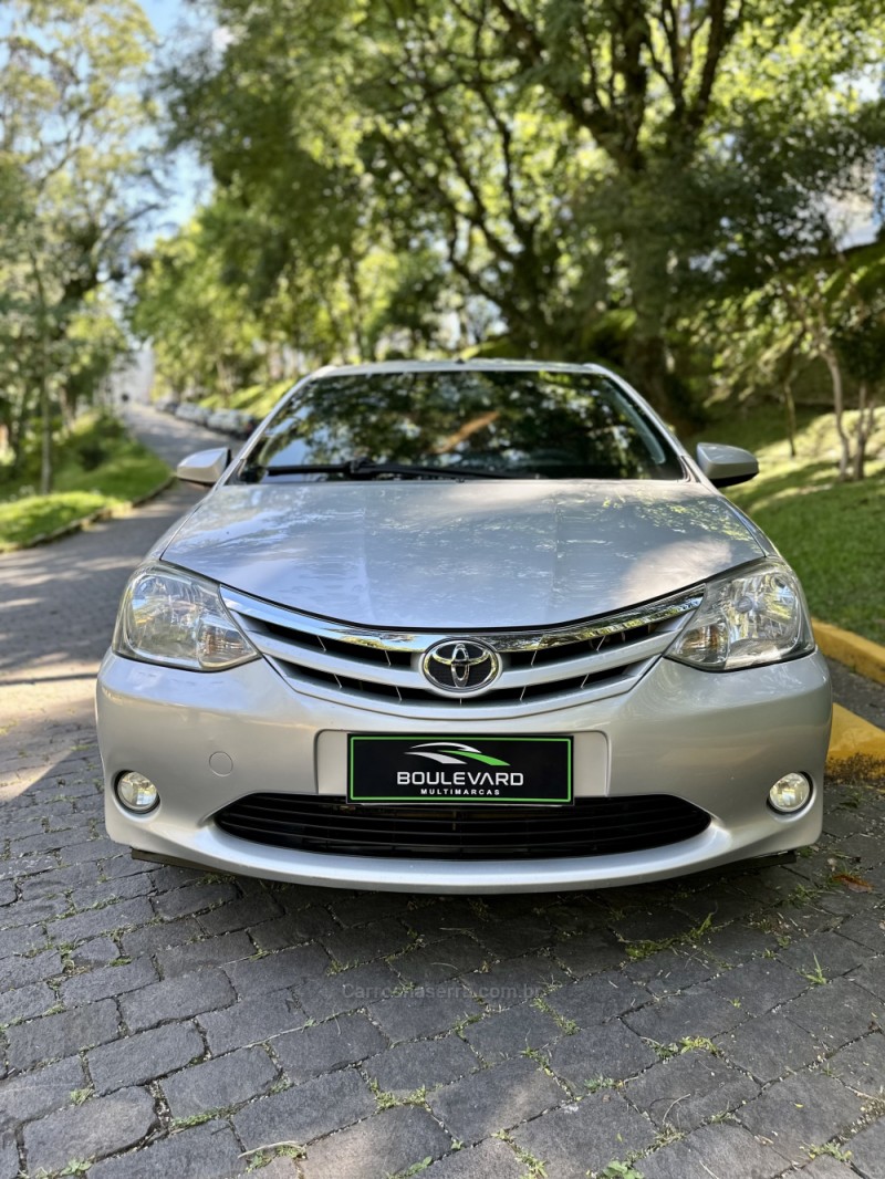 ETIOS 1.5 XLS SEDAN 16V FLEX 4P MANUAL - 2014 - CAXIAS DO SUL