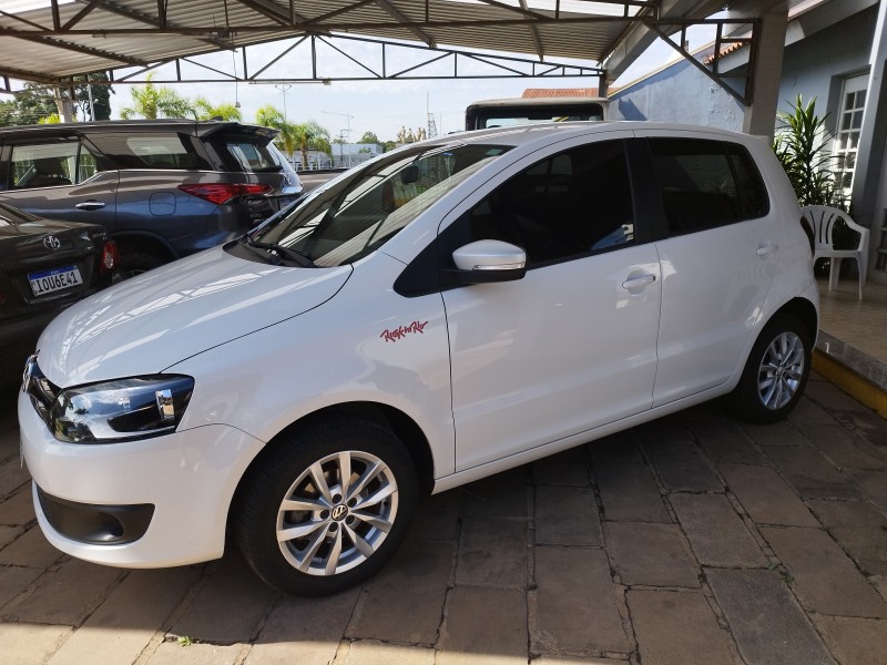 FOX 1.6 MI ROCK IN RIO 8V FLEX 4P MANUAL - 2014 - VERANóPOLIS