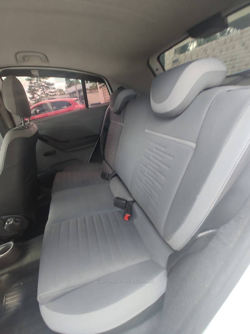 AGILE 1.4 MPFI LT 8V FLEX 4P MANUAL - 2011 - CANELA