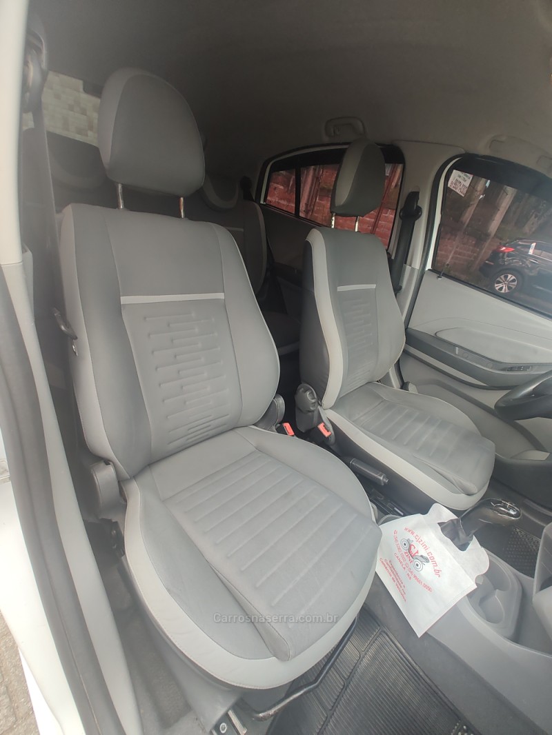 AGILE 1.4 MPFI LT 8V FLEX 4P MANUAL - 2011 - CANELA