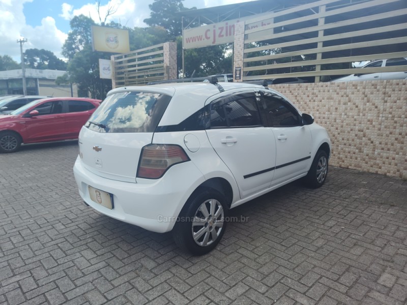 AGILE 1.4 MPFI LT 8V FLEX 4P MANUAL - 2011 - CANELA